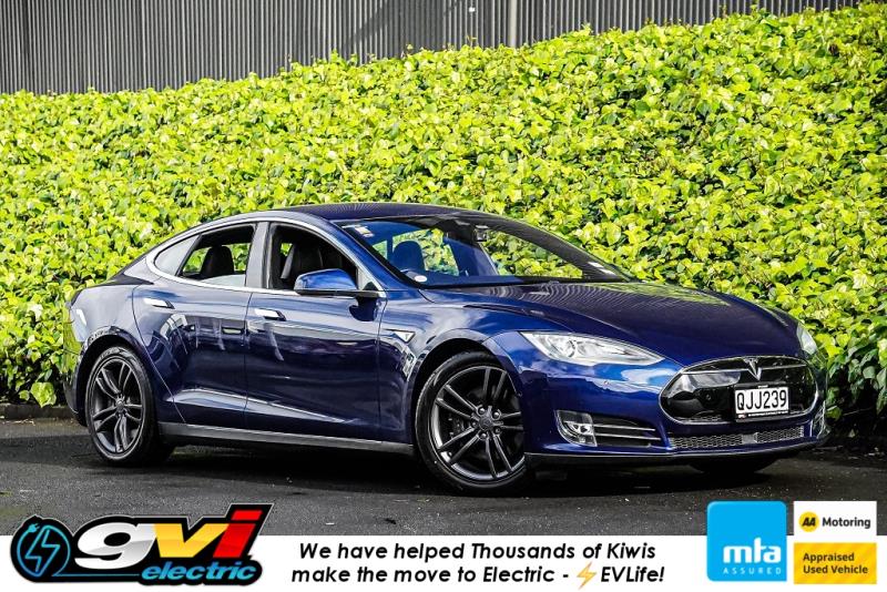 2015 Tesla Model S