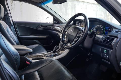 2015 Honda Accord Hybird EX - Thumbnail