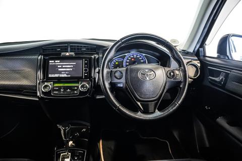 2014 Toyota Corolla Fielder Hybrid - Thumbnail