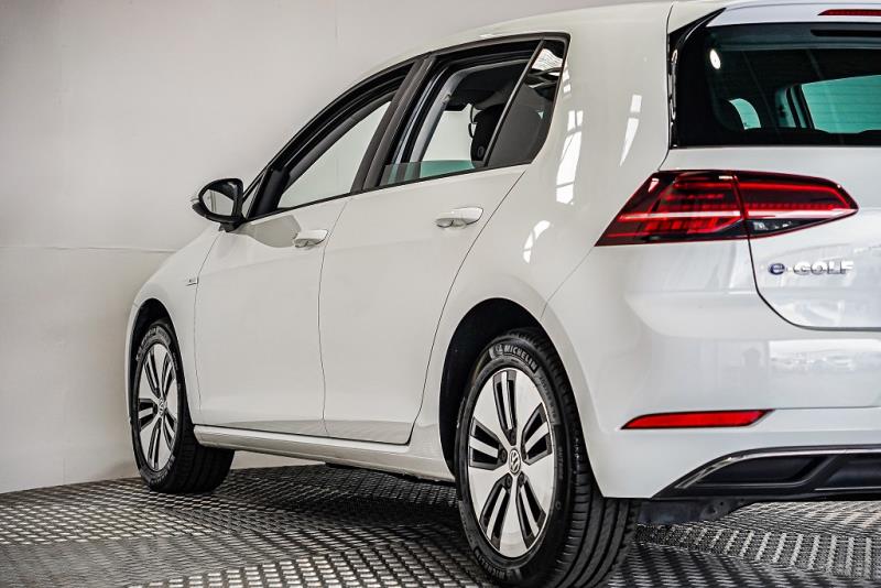 2018 Volkswagen e-Golf Gen 2 36kWh