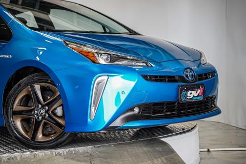 2019 Toyota Prius Hybrid Touring - Thumbnail
