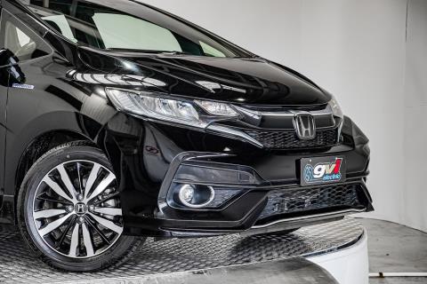 2017 Honda Fit Hybrid S / Jazz - Thumbnail