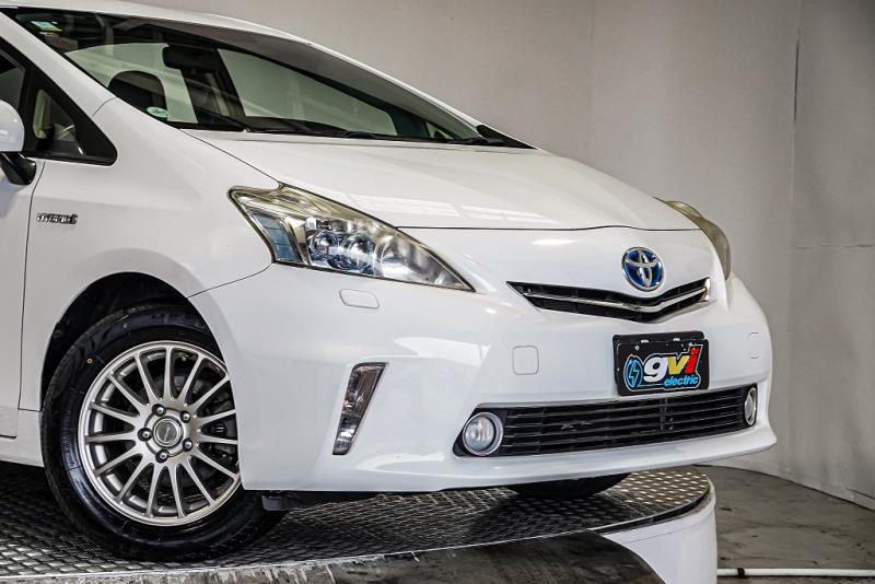 2012 Toyota Prius Alpha Hybird 7 Seat