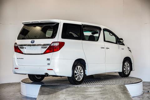 2013 Toyota Alphard Hybrid / Vellfire - Thumbnail