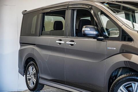 2018 Honda Step Wagon - Thumbnail