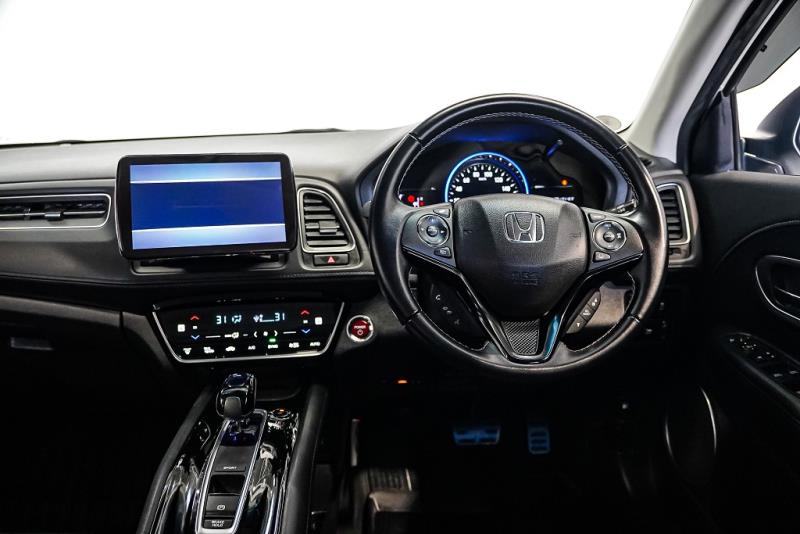 2017 Honda Vezel Z Hybrid / HR-V