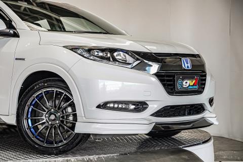 2017 Honda Vezel Z Hybrid / HR-V - Thumbnail