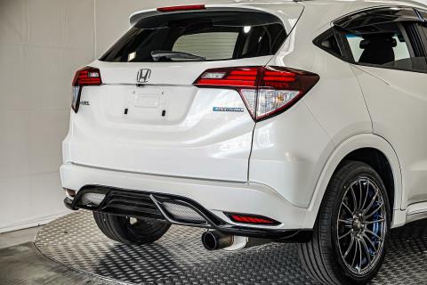 2017 Honda Vezel Z Hybrid / HR-V - Thumbnail