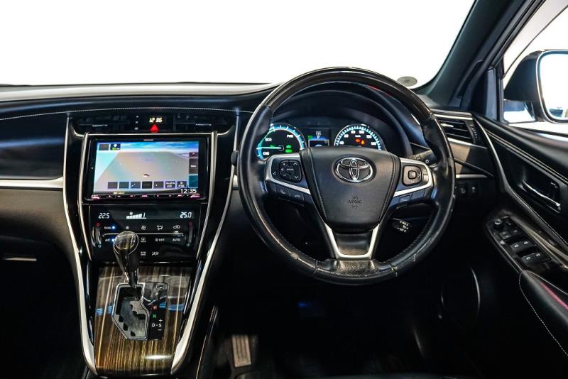 2014 Toyota Harrier Hybrid 4WD