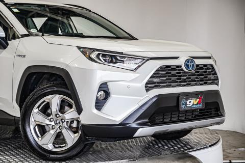 2019 Toyota Rav4 Limited Hybrid - Thumbnail