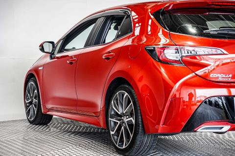 2018 Toyota Corolla Hybrid GZ Sport - Thumbnail