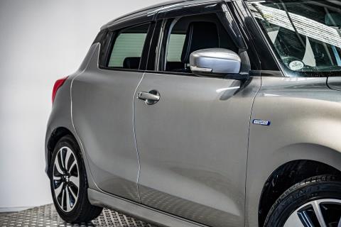 2017 Suzuki Swift Hybrid RS - Thumbnail