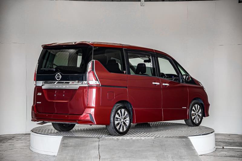 2019 Nissan Serena Hybrid 8 Seater