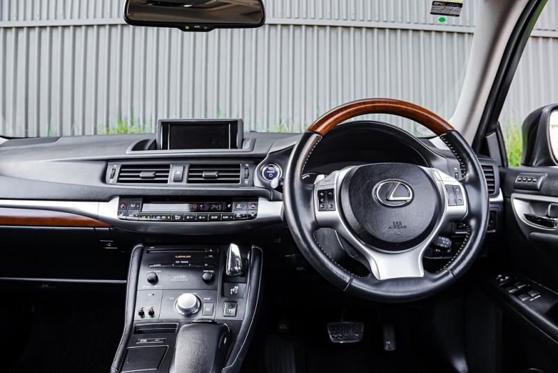 2014 Lexus CT 200h