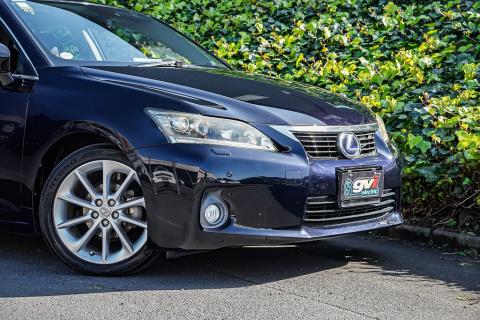 2014 Lexus CT 200h - Thumbnail