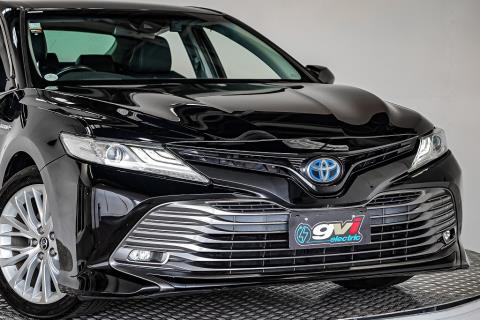 2017 Toyota Camry G Hybrid - Thumbnail