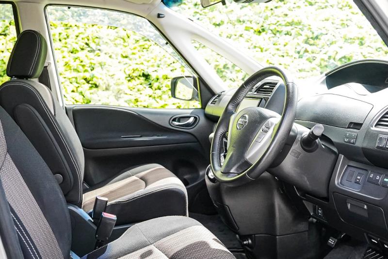 2014 Nissan Serena Hybrid