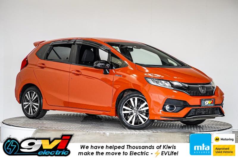 2017 Honda Fit Hybird S / Jazz RS