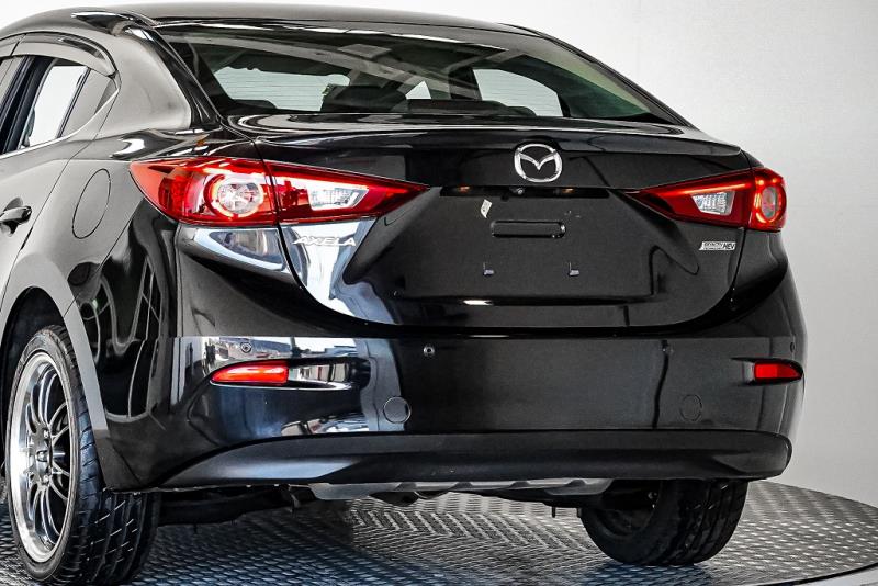 2017 Mazda Axela Hybrid L Pack