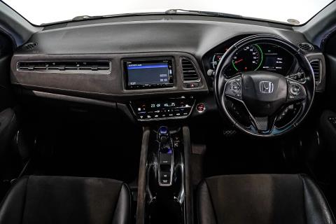 2018 Honda Vezel RS Hybrid / HR-V - Thumbnail