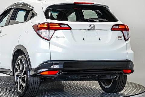 2018 Honda Vezel RS Hybrid / HR-V - Thumbnail