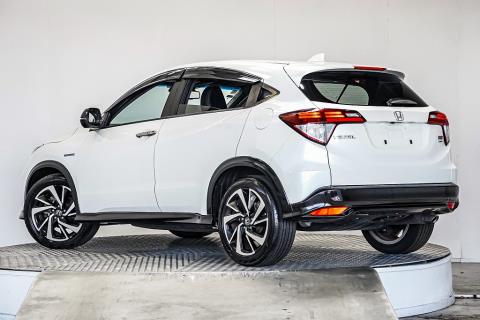 2018 Honda Vezel RS Hybrid / HR-V - Thumbnail