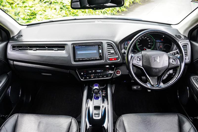 2015 Honda Vezel Z Hybrid