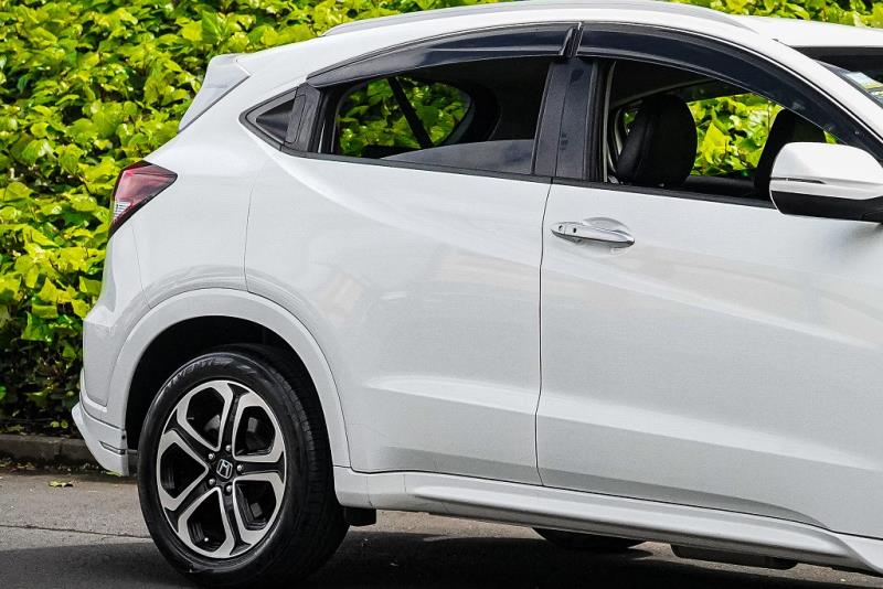 2015 Honda Vezel Z Hybrid