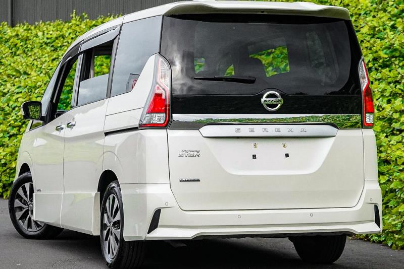 2019 Nissan Serena Hybrid HighwayStar