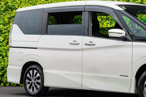 2019 Nissan Serena Hybrid HighwayStar - Thumbnail