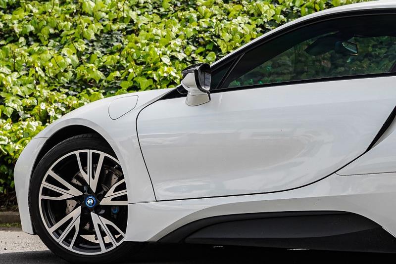 2016 BMW i8 e-Drive Hybrid