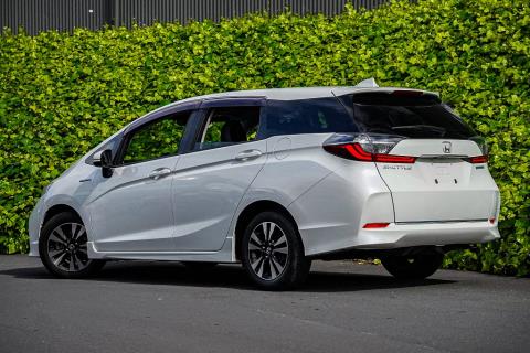 2019 Honda Shuttle Hybrid Z - Thumbnail