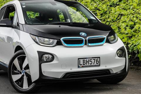 2017 BMW i3 - Thumbnail