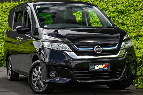 2019 Nissan Serena - Thumbnail