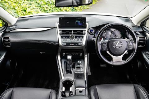 2018 Lexus NX 300h - Thumbnail