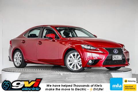 2014 Lexus IS 300h