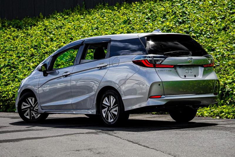 2020 Honda Fit Shuttle Hybrid