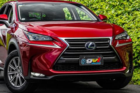 2015 Lexus NX 300h - Thumbnail