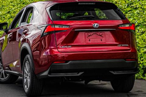 2015 Lexus NX 300h - Thumbnail