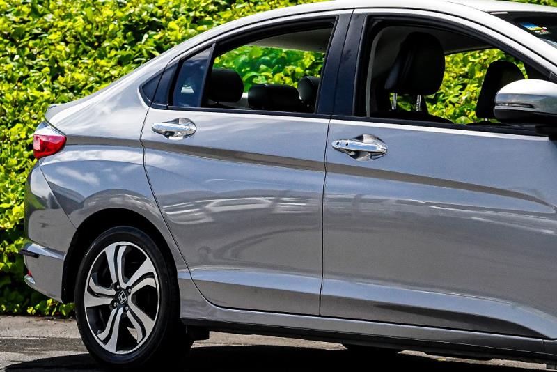 2015 Honda Grace Hybrid EX / City