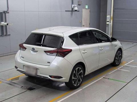 2016 Toyota Auris Hybrid / Corolla - Thumbnail