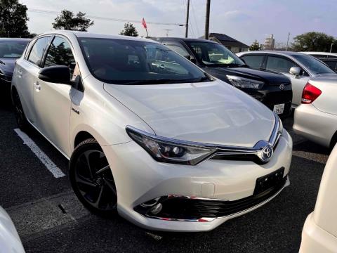 2016 Toyota Auris Hybrid / Corolla - Thumbnail