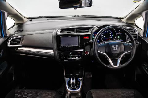 2013 Honda Fit Hybrid / Jazz - Thumbnail