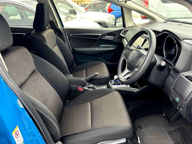 2013 Honda Fit Hybrid / Jazz