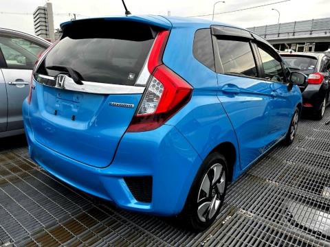 2013 Honda Fit Hybrid / Jazz - Thumbnail