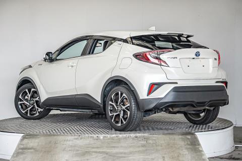 2017 Toyota C-HR Hybrid G - Thumbnail