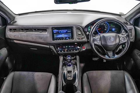 2016 Honda Vezel RS Hybrid / HR-V - Thumbnail