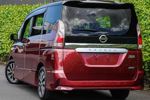 2016 Nissan Serena Highway Star - Thumbnail