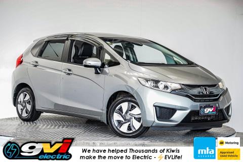 2013 Honda Fit Hybrid / Jazz