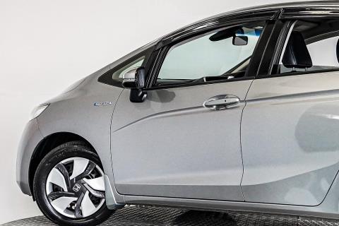 2013 Honda Fit Hybrid / Jazz - Thumbnail